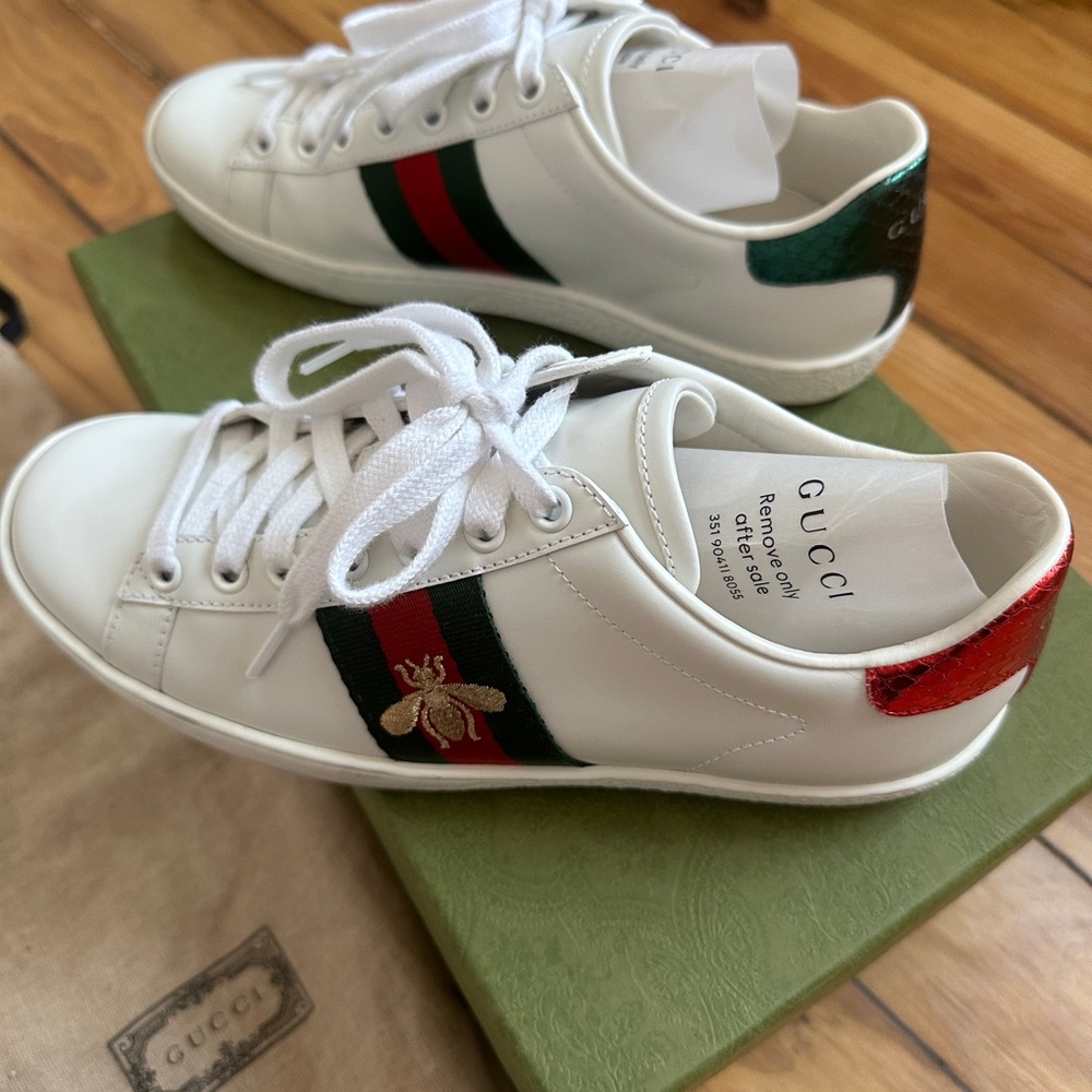 Like new gucci ace women’s sneaker! - Picture 5 of 8